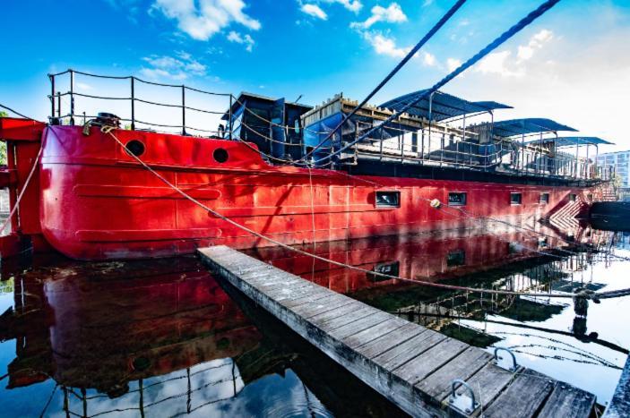 La Peniche De Fabrice Avec Jacuzzi Privatif Estrasburgo Exterior foto