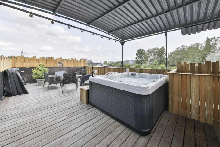 La Peniche De Fabrice Avec Jacuzzi Privatif Estrasburgo Exterior foto