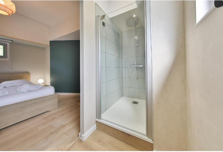 La Peniche De Fabrice Avec Jacuzzi Privatif Estrasburgo Quarto foto